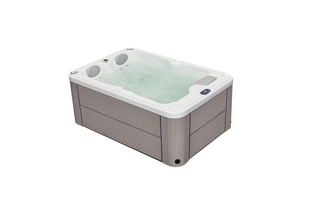Whirlpool Lincoln – gefüllt mit Aussenverkleidung